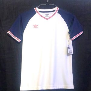 Munro t shirt Size Large